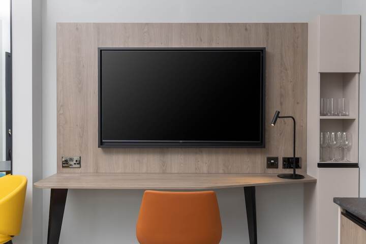 Room 22 of 52