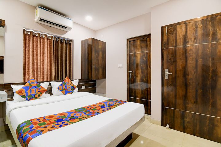 Room 21 of 27