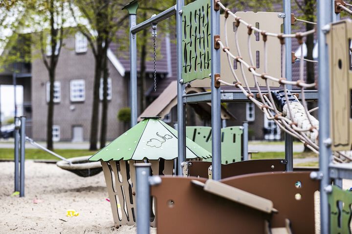 Childrens Activities 65 of 126
