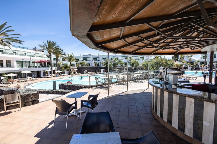 Pool 52 of 135