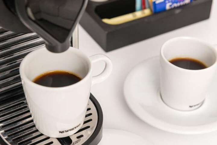 Breakfast/Coffee Service 23 of 32