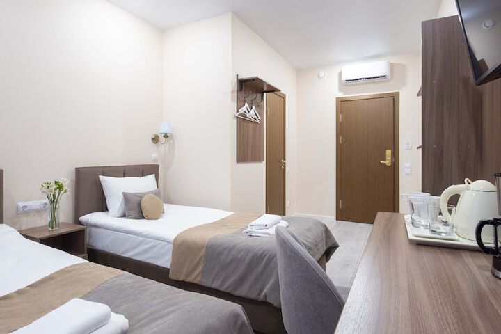 Room 12 of 61