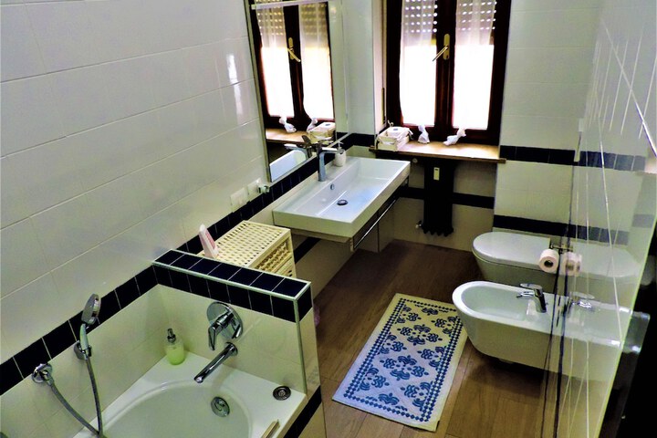 Room 20 of 26