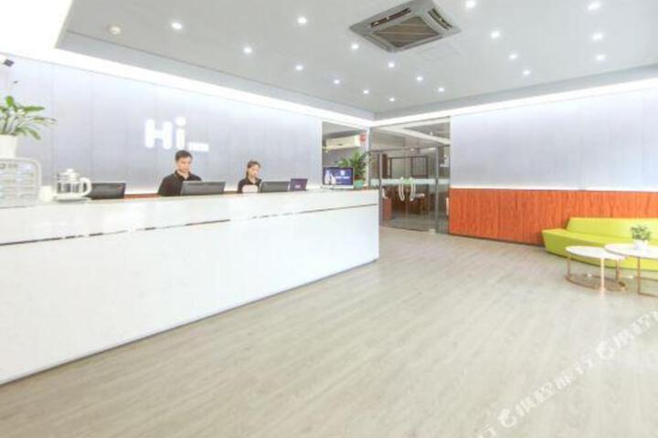 Haicheng Hotel