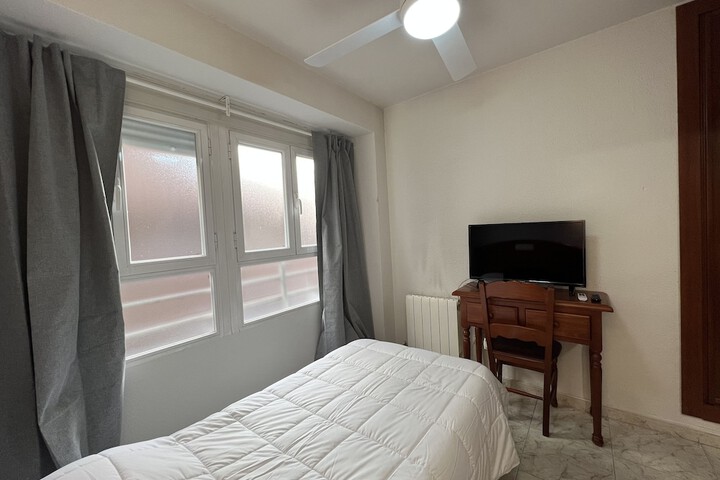 Room 5 of 36