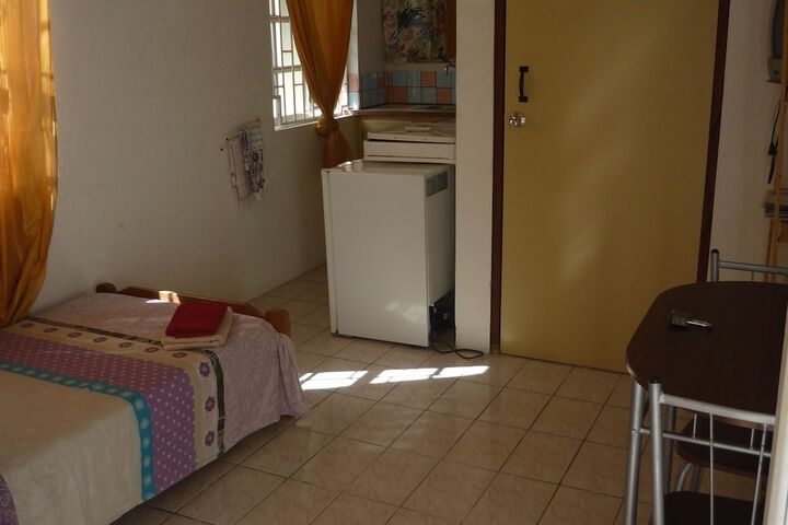 Room 3 of 39