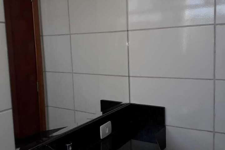 Room 8 of 13