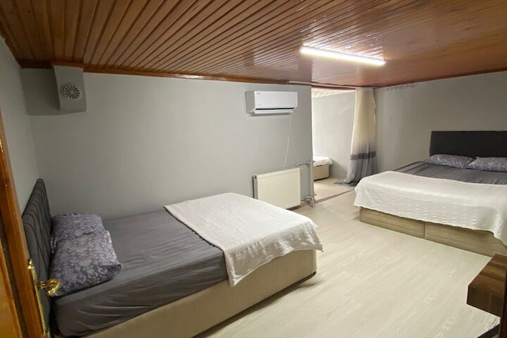 Room 5 of 24