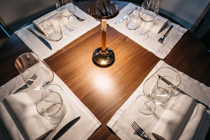 Dining 42 of 61