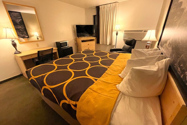 Room 29 of 46