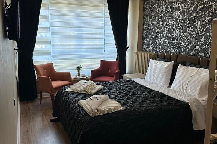 Room 28 of 59