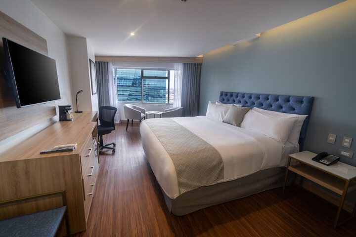 Room 11 of 71