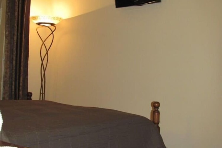 Room 15 of 47