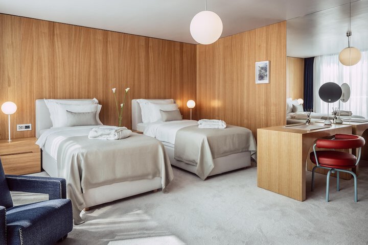 Room 3 of 26
