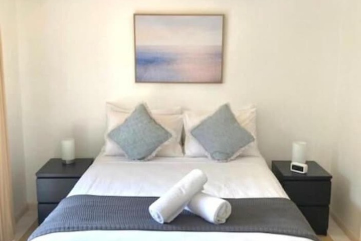 Room 7 of 40