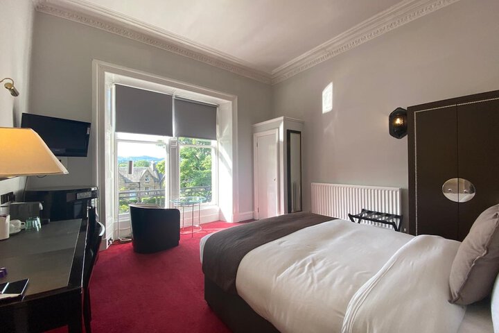 Room 36 of 86