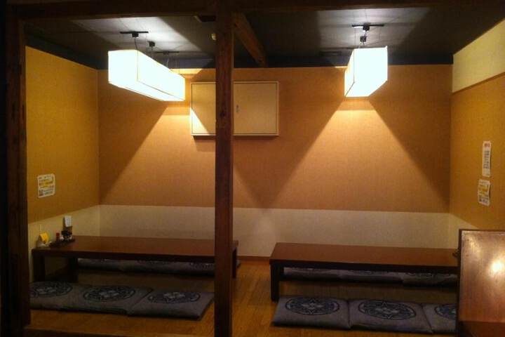Room 10 of 30