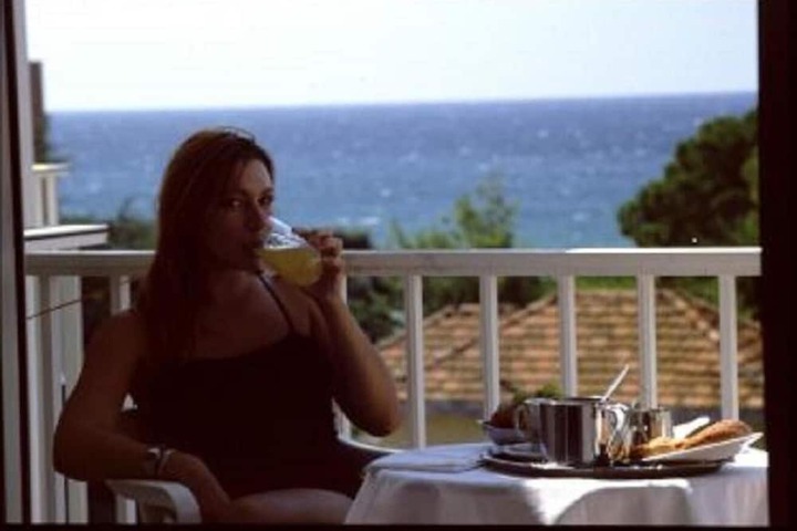 Dining 65 of 87