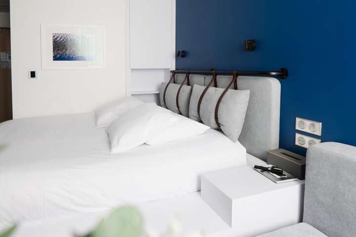 Room 46 of 86