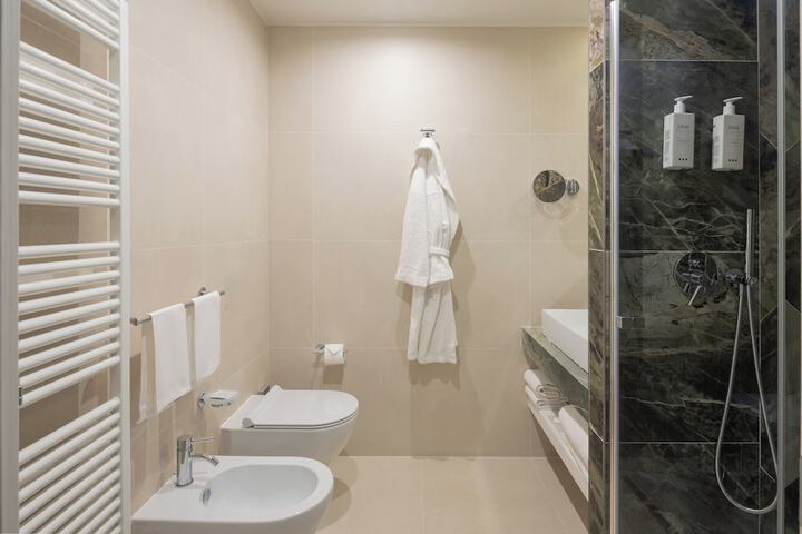 Bath Interior