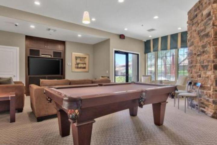 87th Street Condo 20750 Condo in Scottsdale, AZ