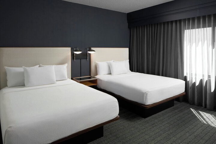 Room 15 of 33