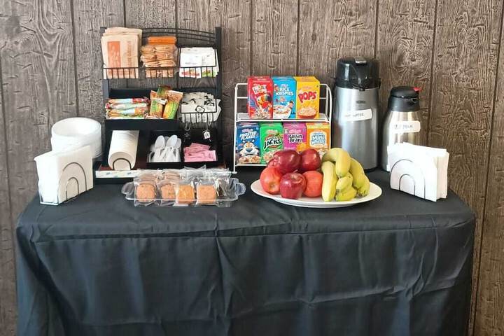 Breakfast/Coffee Service 20 of 22