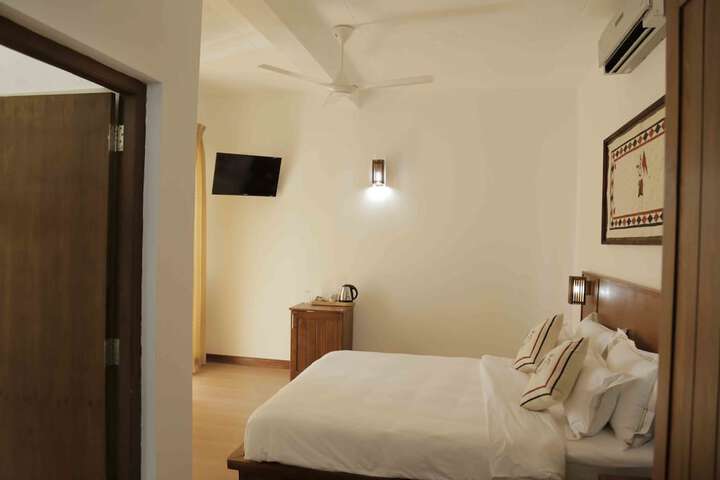 Room 6 of 54