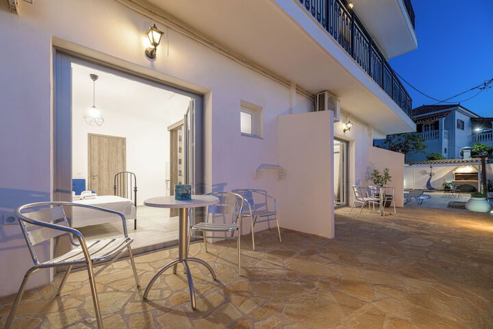 Terrace/Patio 58 of 100