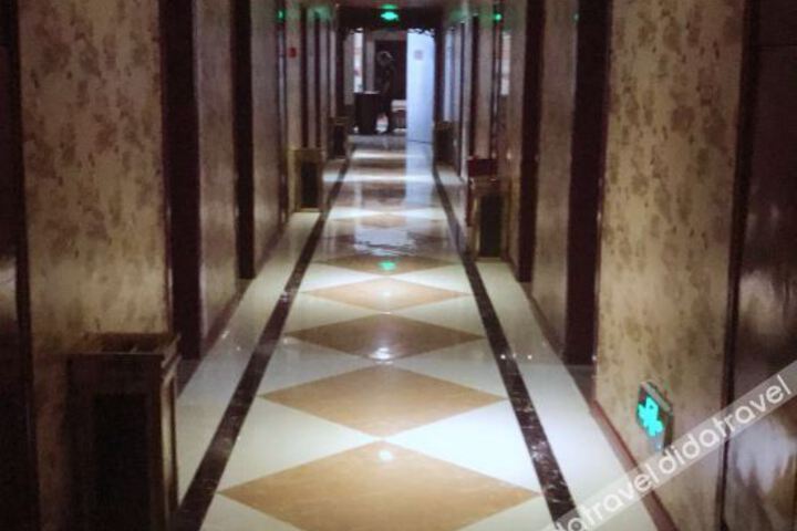 Hotel Interior 8 of 14