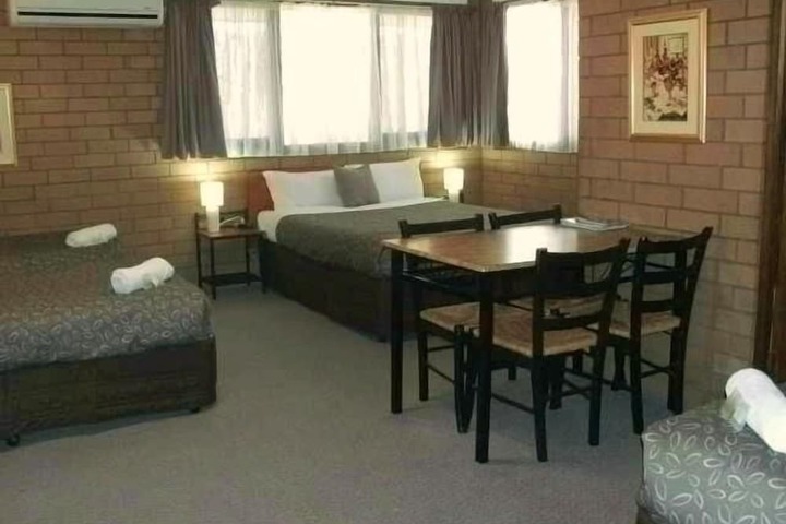 Room 6 of 41