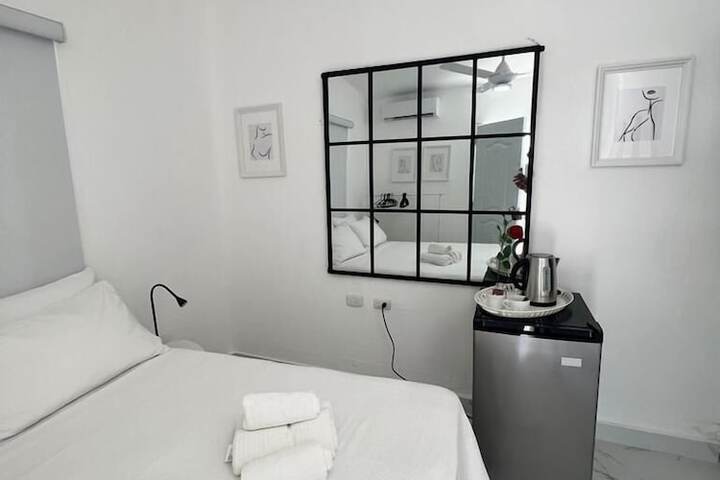 Room 4 of 37