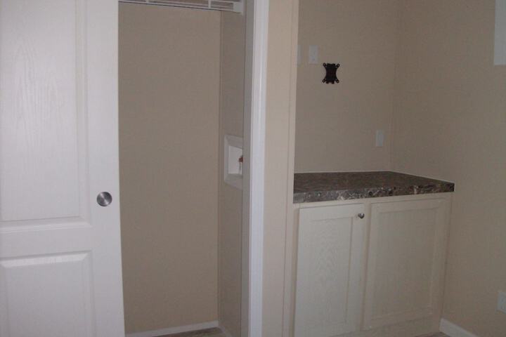 Room 5 of 16