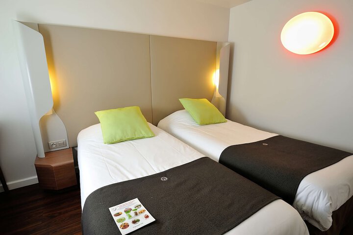 Room 6 of 46