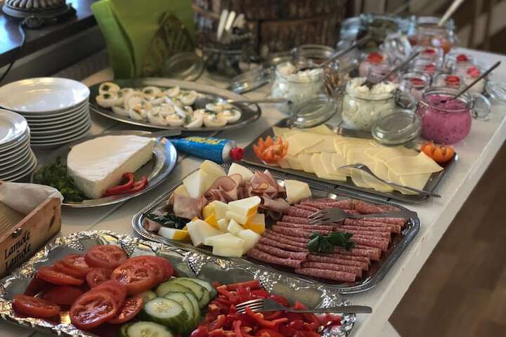 Dining 50 of 54