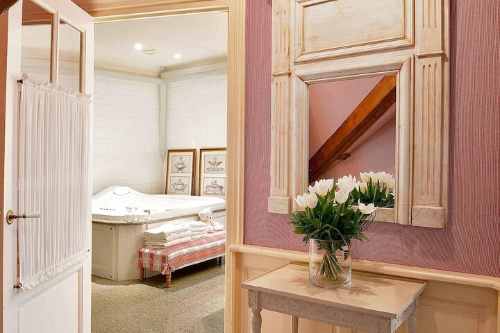 Room 20 of 43