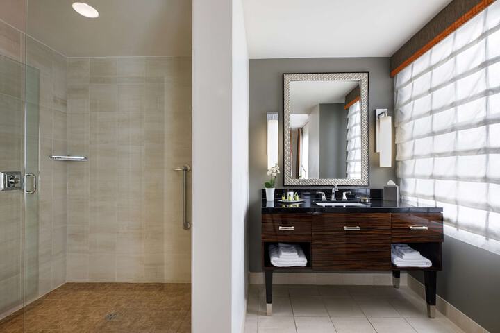 Bathroom shower