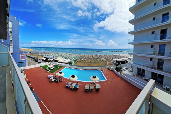 Hotel 34 of 35