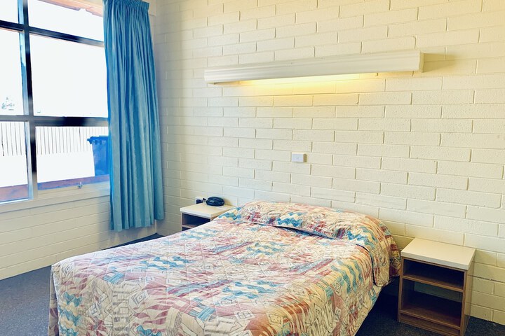 Room 36 of 114