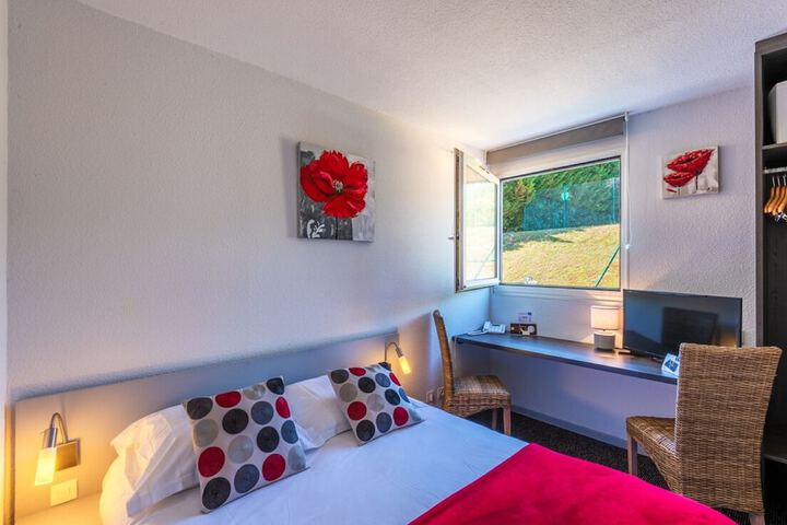 Room 16 of 51