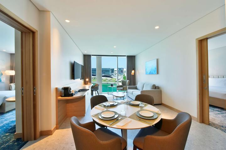 Room 16 of 60