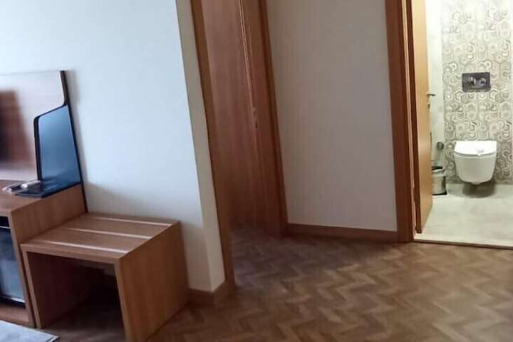 Room 22 of 54