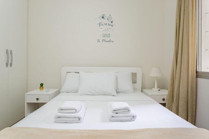 Room 10 of 31