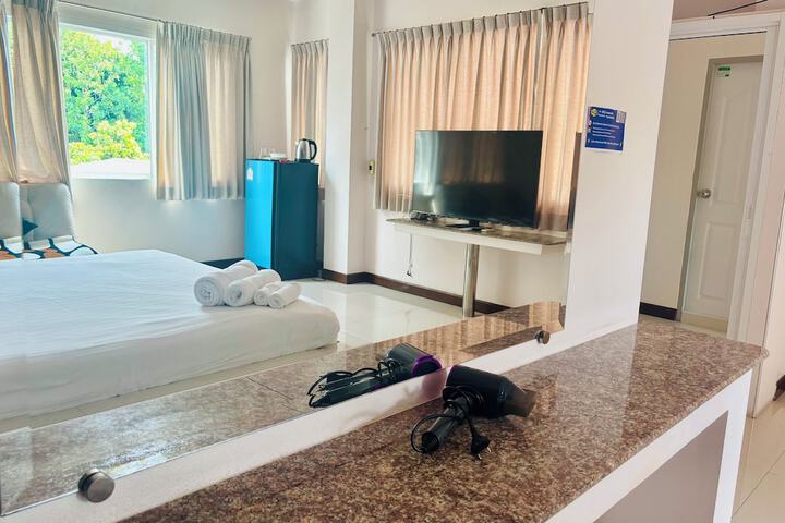 Room 47 of 68