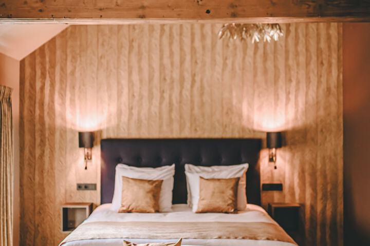 Room 15 of 29