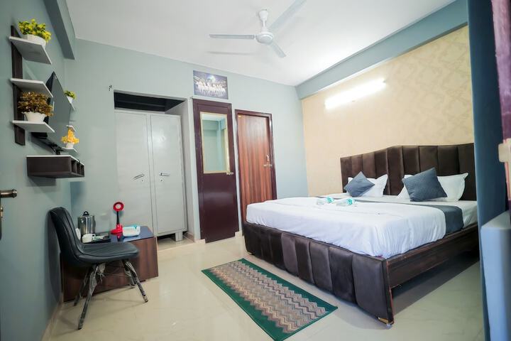 Room 18 of 51
