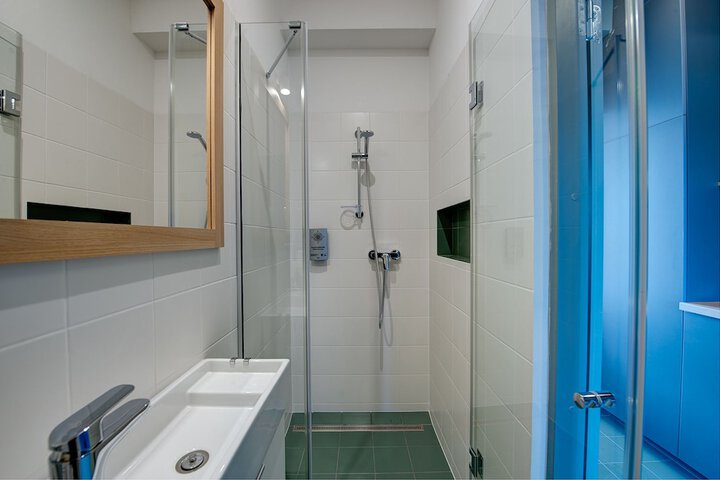 Room 15 of 24