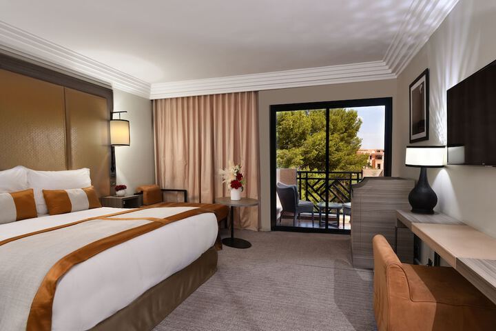 Room 9 of 222