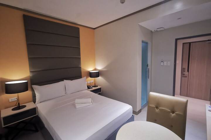 Room 6 of 21