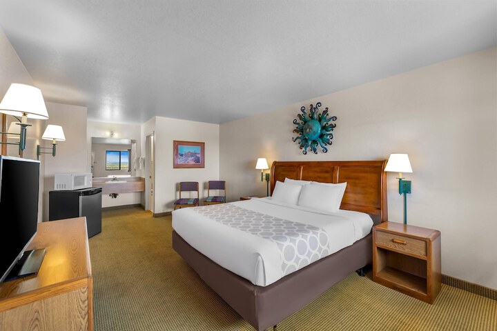 Room 20 of 77